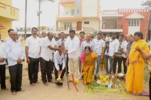 MLA HD Tammaiah Guddali Pooja for asphalting of road in Kalyannagar Barangay