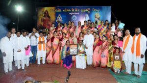 Traditional gopuja in the premises of the Kollapuradammanavara temple in Dhokana