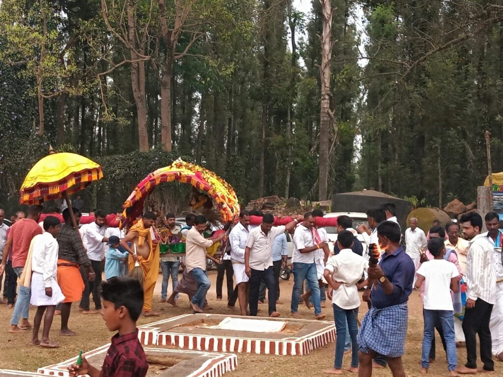 ಶ್ರೀಗುರು ನಿರ್ವಾಣಸ್ವಾಮಿ ಮಠದ ಜಾತ್ರೆಗೆ ತೆರೆ