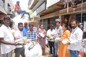 ಅನಧಿಕೃತ ಪ್ಲಾಸ್ಟಿಕ್ ವ್ಯಾಪಾರ ಮಾಡುತ್ತಿದ್ದ ಎರಡು ಅಂಗಡಿಗಳಿಗೆ ನಗರಸಭೆ ಬೀಗ